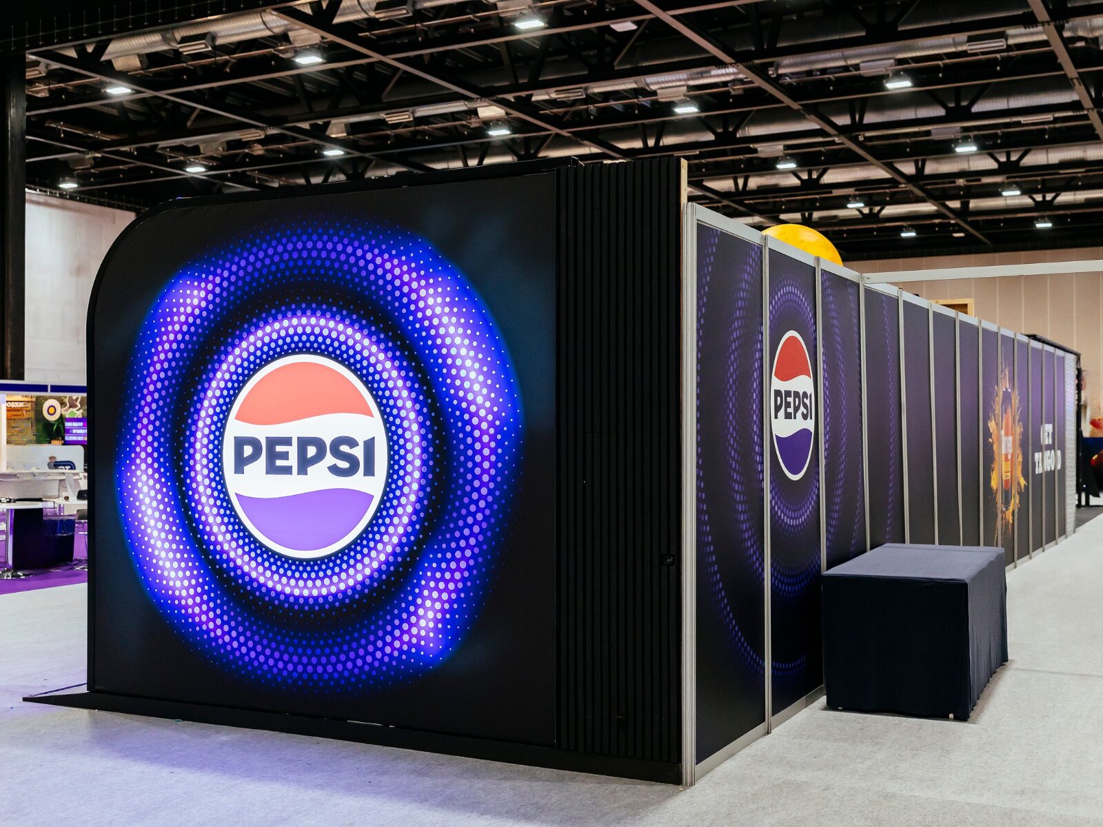 exhibition stand lightboxes